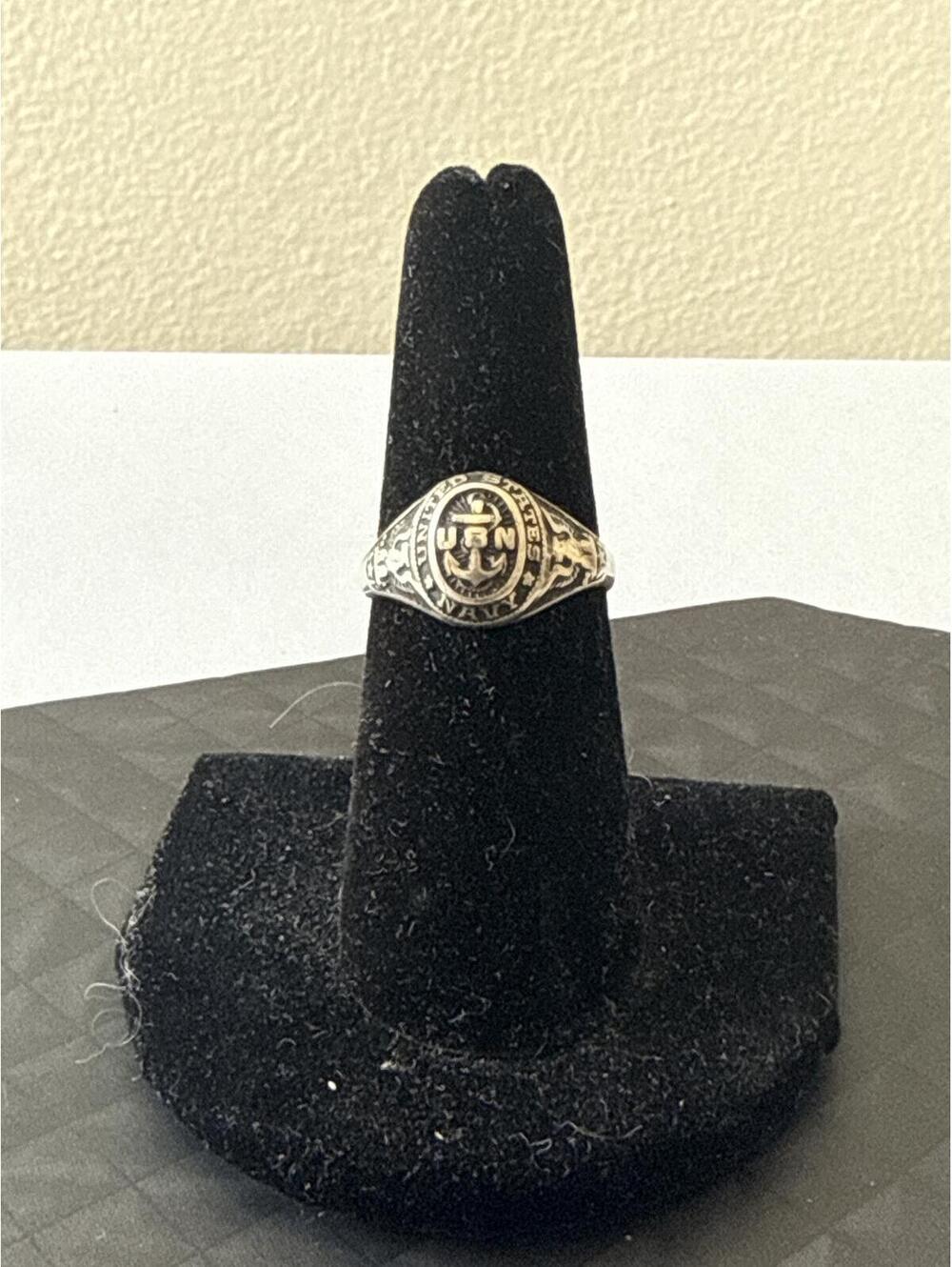 Vintage Sterling Silver USN Navy Signet Ring Size 6.5 WWII Era Style